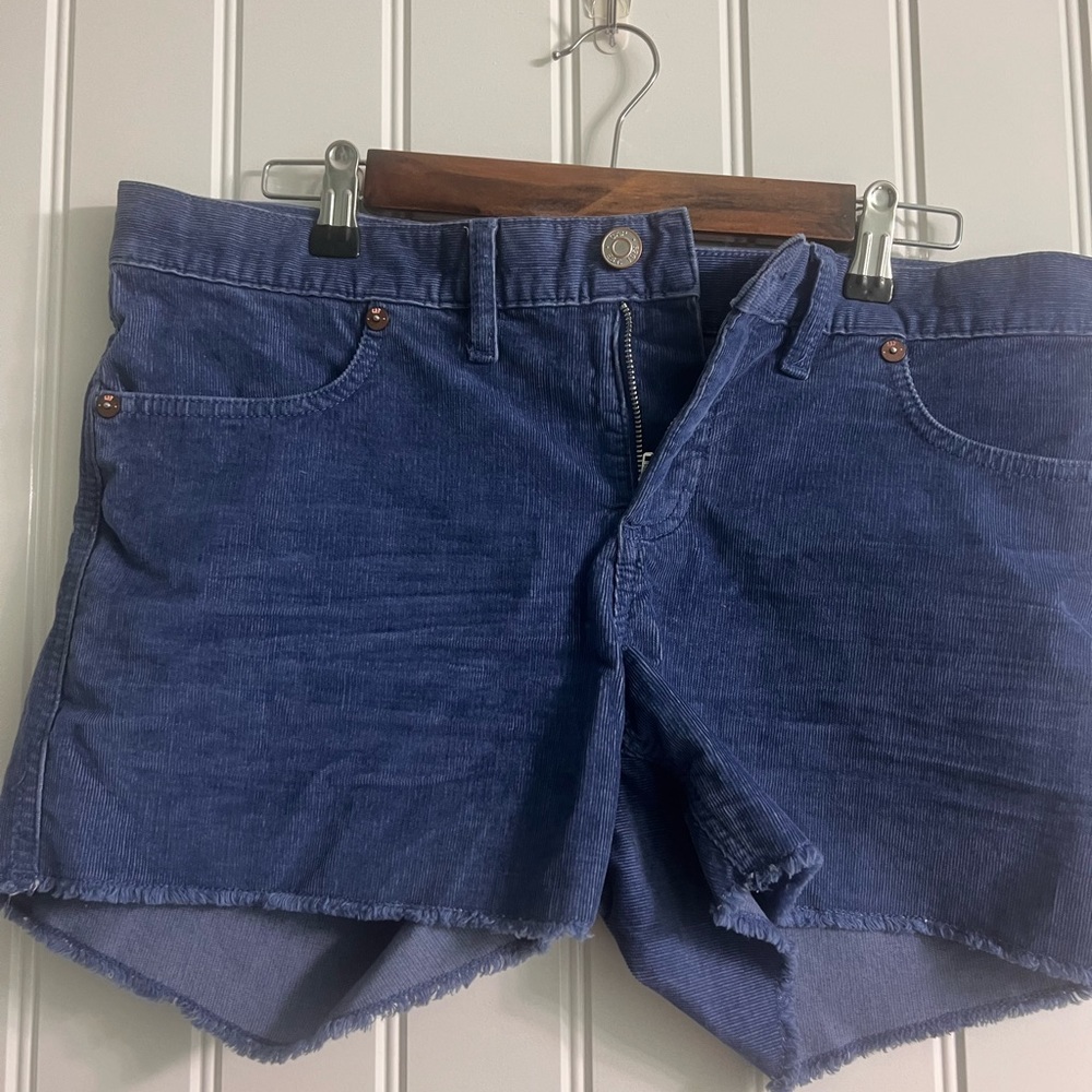 Gap shorts